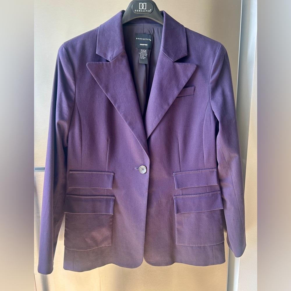 Doncaster Collection Plum Structured Blazer Size 16 Designer Jacket